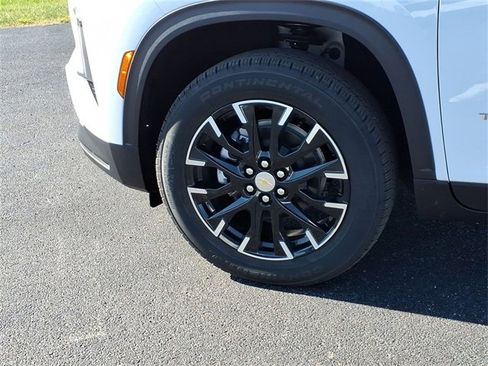 New 2026 Chevrolet Traverse LT w/ Sun and Wheel Package image 33