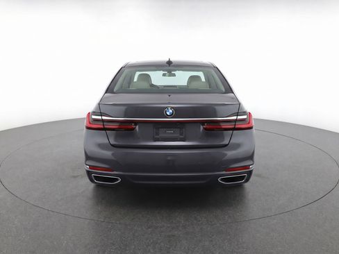 Used 2020 BMW 750i xDrive w/ Executive Package AWD/4WD image 7