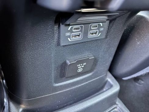 Used 2023 Jeep Wrangler Unlimited Rubicon 4xe AWD/4WD image 9