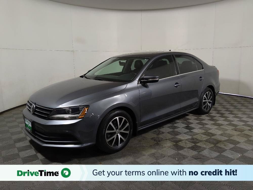Used 2017 Volkswagen Jetta SE FWD image 1