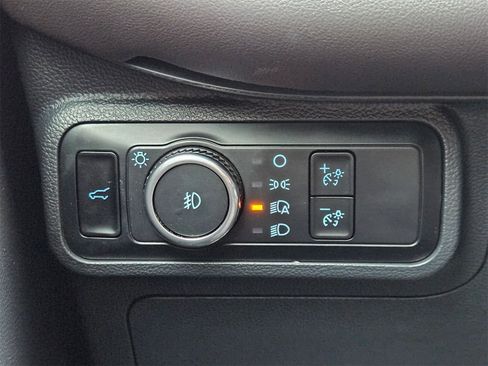 Used 2025 Ford Explorer Platinum w/ Ultimate Package image 14