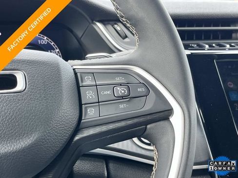 Used 2024 Jeep Grand Cherokee Altitude AWD/4WD image 28