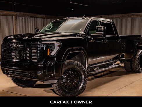 Used 2025 GMC Sierra 3500 Denali w/ Denali Reserve Package image 5