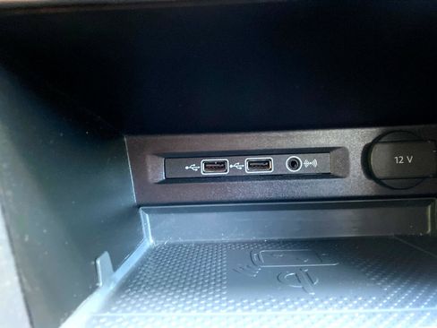 Used 2020 Volkswagen Tiguan SEL Premium R-Line image 20