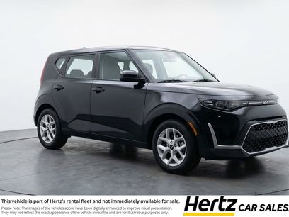 Used 2025 Kia Soul LX w/ LX Technology Package