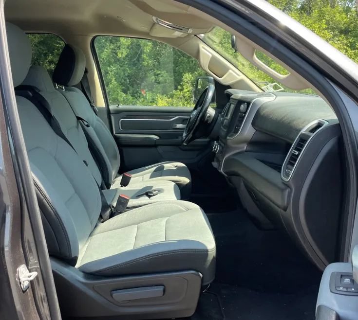 Used 2020 RAM 1500 Big Horn AWD/4WD image 12