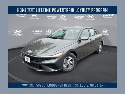 Used 2025 Hyundai Elantra SE