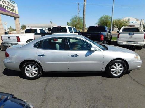 Used 2005 Buick LaCrosse CX w/ Silver Convenience Package image 8