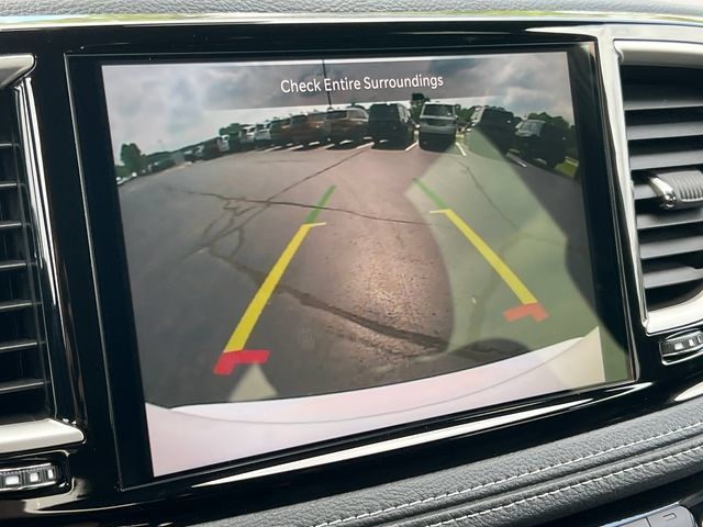 New 2027 Chrysler Pacifica Select FWD image 22