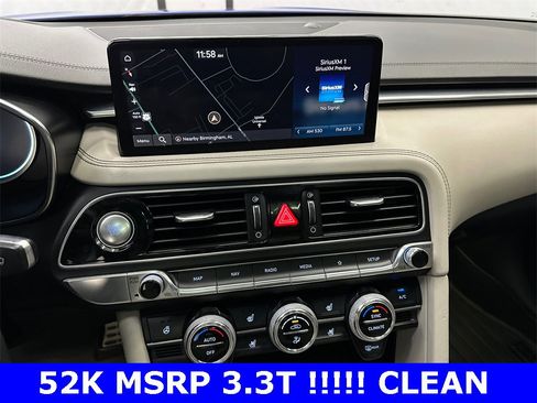 Used 2022 Genesis G70 3.3T image 29