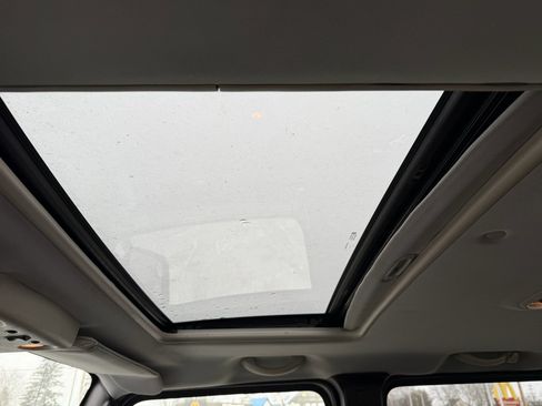 Used 2005 HUMMER H2 SUT w/ Preferred Equipment Group image 37