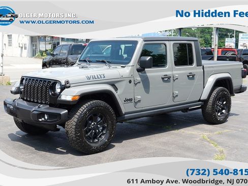Used 2021 Jeep Gladiator Sport AWD/4WD image 1