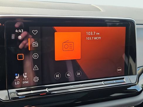 Certified 2026 Volkswagen Atlas Peak Edition AWD/4WD image 30