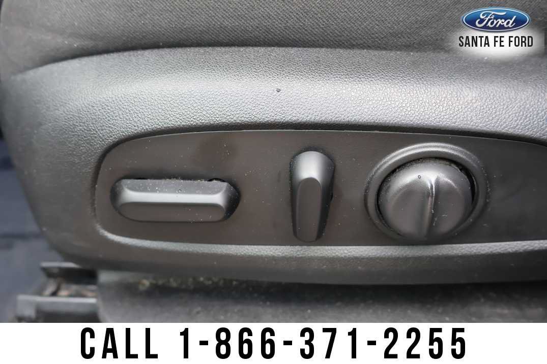Used 2020 Chevrolet Equinox LS w/ LS Convenience Package FWD image 13