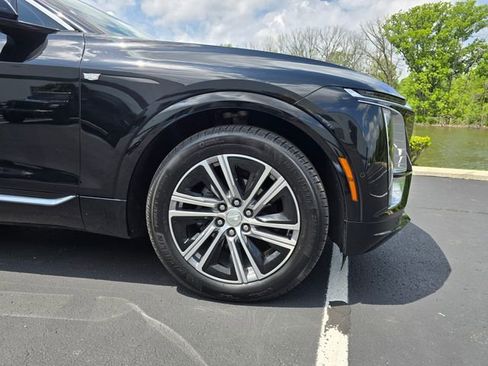 Used 2024 Cadillac Lyriq Luxury w/ LPO, Floor Liner Package AWD/4WD image 4