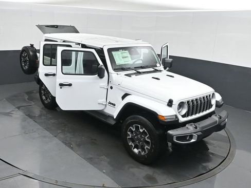 New 2026 Jeep Wrangler Unlimited Sahara AWD/4WD image 48