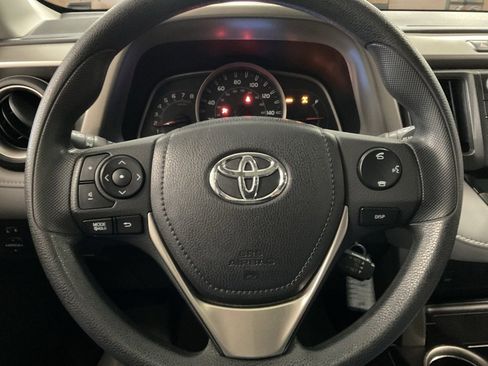 Used 2014 Toyota RAV4 XLE image 11
