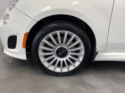 Used 2018 FIAT 500 Lounge image 19