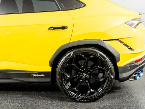 Used 2023 Lamborghini Urus Performante image 17