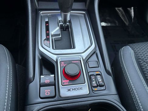 Used 2023 Subaru Forester Premium image 30