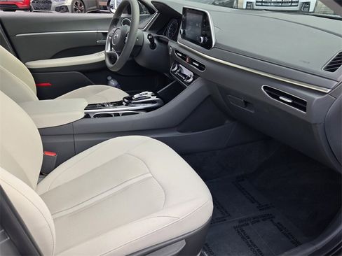 Certified 2022 Hyundai Sonata SEL image 16