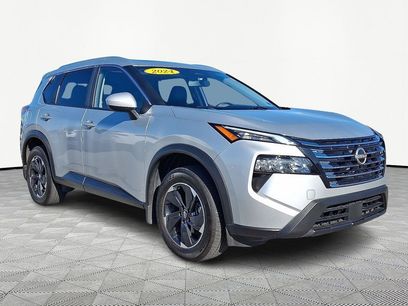 Used 2024 Nissan Rogue SV w/ SV Premium Package