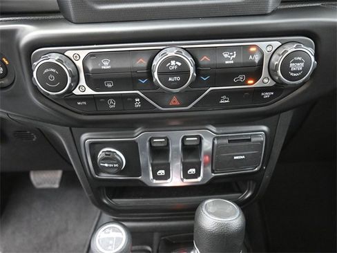 Used 2022 Jeep Wrangler Sport S image 23
