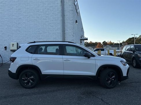 New 2026 Volkswagen Taos S image 4