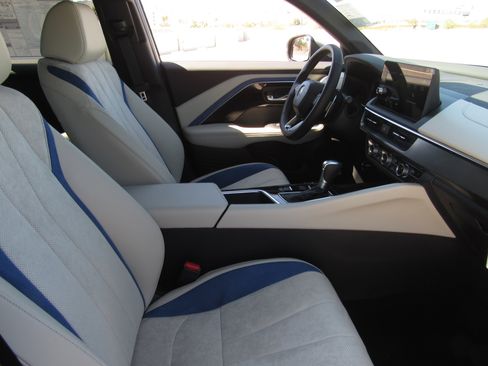 Certified 2025 Acura ADX A-Spec FWD image 9