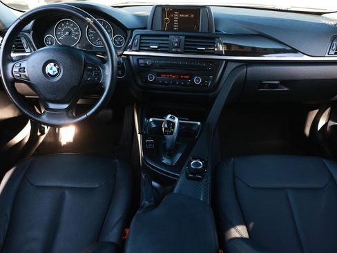 Used 2014 BMW 320i Sedan image 21