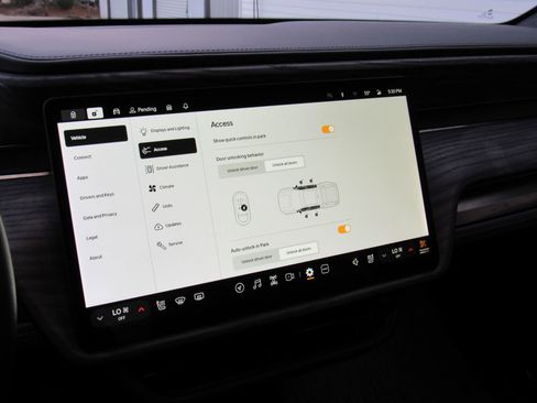 Used 2022 Rivian R1T Launch Edition image 26