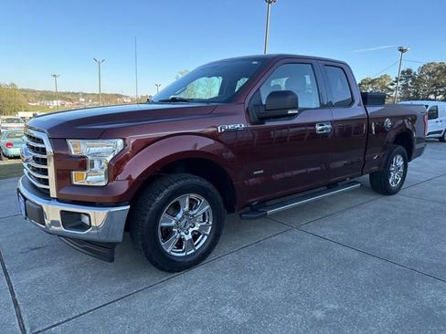 Used 2017 Ford F150 XLT w/ Equipment Group 301A Mid image 3