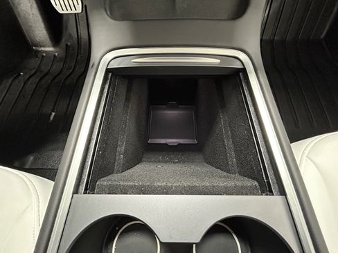 Used 2023 Tesla Model 3 Performance image 23