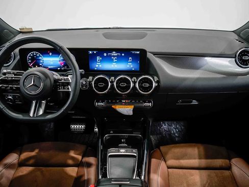 Used 2026 Mercedes-Benz GLA 250 image 11