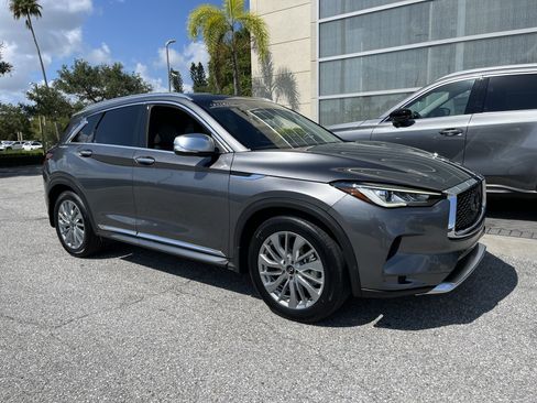 Certified 2023 INFINITI QX50 Luxe w/ Accent Package FWD image 10