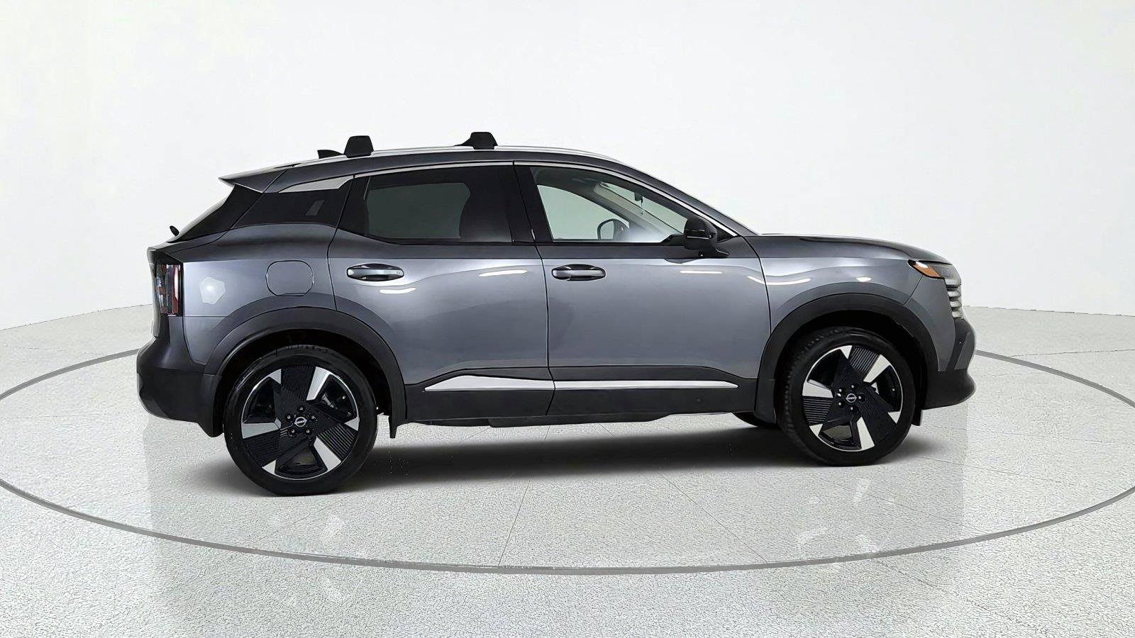 Certified 2026 Nissan Kicks SR w/ Illumination Package AWD/4WD image 7
