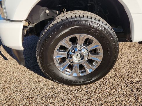 Used 2020 Ford F250 Platinum w/ FX4 Off-Road Package image 7