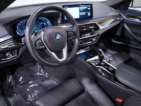 Used 2023 BMW 530e RWD image 6