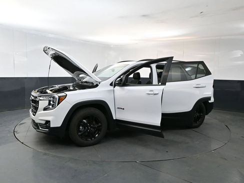 Used 2023 GMC Terrain AT4 AWD/4WD image 27
