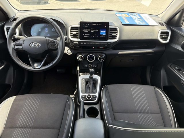 Used 2023 Hyundai Venue Limited w/ Cargo Package FWD image 20
