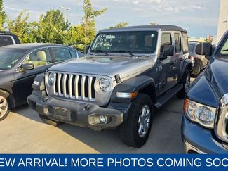 Used 2018 Jeep Wrangler Unlimited Sport S video 1