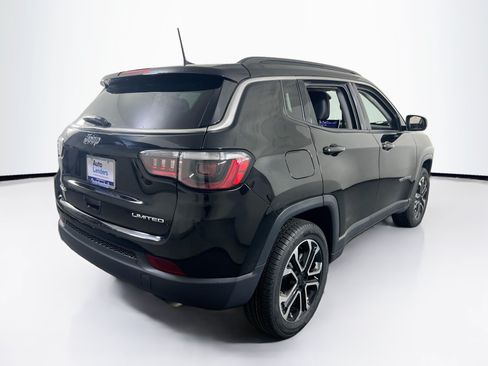 Used 2022 Jeep Compass Limited AWD/4WD image 5