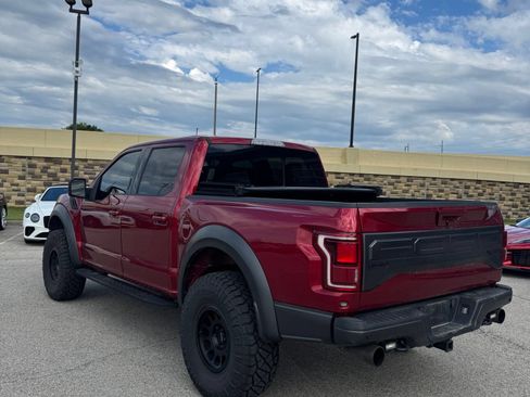 Used 2018 Ford F150 Raptor w/ Equipment Group 802A Luxury AWD/4WD image 9