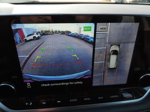 Certified 2023 Nissan Rogue Platinum w/ Platinum Premium Package image 31