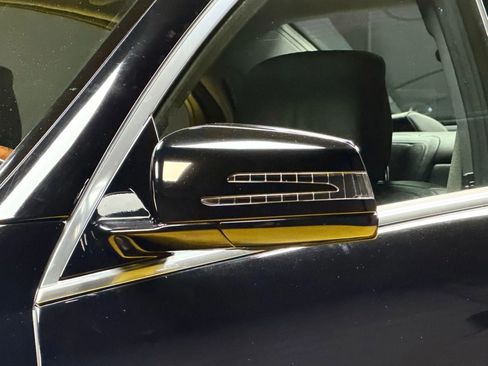 Used 2013 Mercedes-Benz S 550 w/ Sport Pkg Plus One image 9