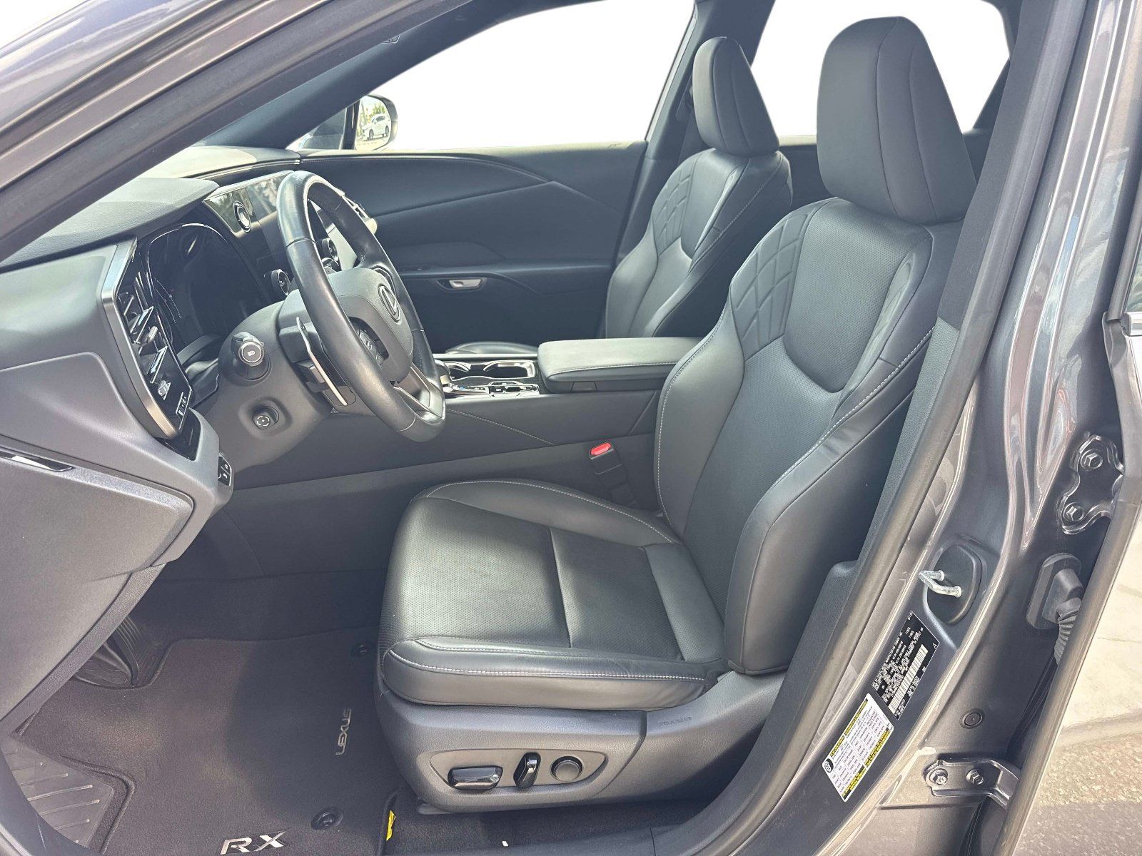 Used 2023 Lexus RX 350 FWD image 21