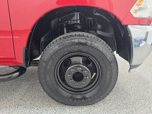 Used 2018 RAM 3500 Tradesman w/ Power & Remote Entry Group image 20