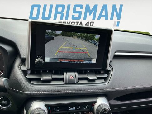 Used 2025 Toyota RAV4 XLE AWD/4WD image 21