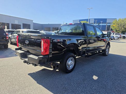 Used 2026 Ford F250 XL AWD/4WD image 3