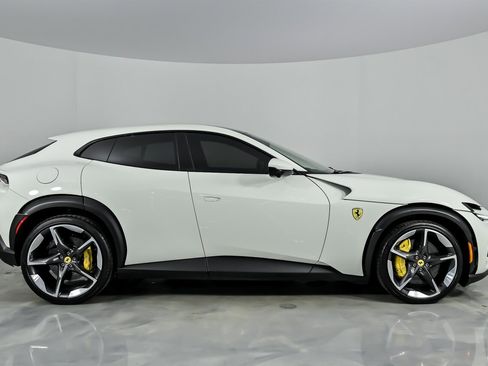 Used 2025 Ferrari Purosangue image 14